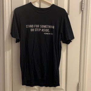 Kenneth Cole T-shirt